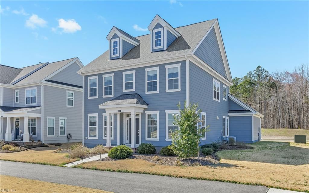 Photo of 2216 Hampton Roads Parkway, Chesapeake, VA 23321 (MLS # 10624768)