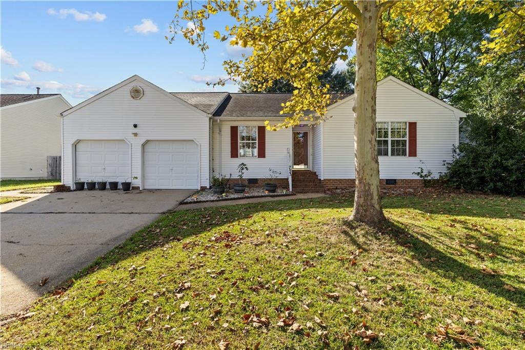 Photo of 753 Willow Bend Drive, Chesapeake, VA 23323 (MLS # 10653770)