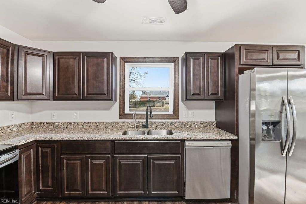 Photo of 112 Deborah Drive, Suffolk, VA 23434 (MLS # 10614078)