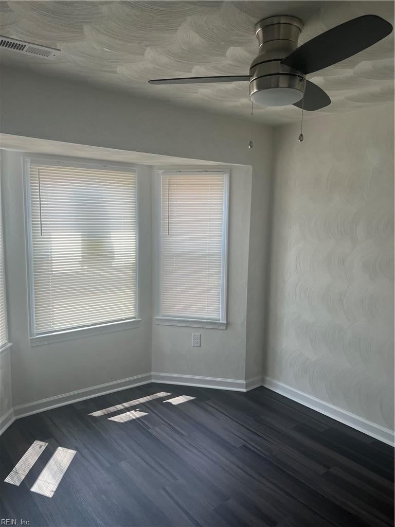 Photo of 605 Harbour North Drive, Chesapeake, VA 23320 (MLS # 10641080)
