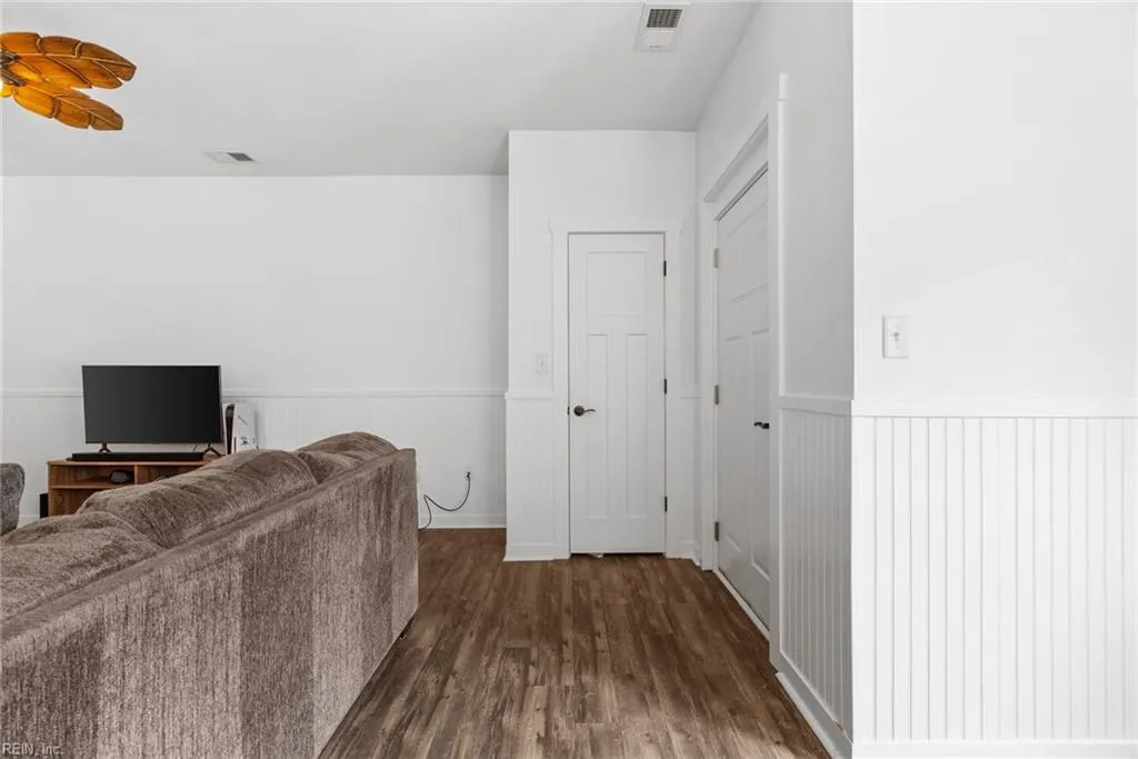 Norfolk, Virginia 23518, United States, 2 Bedrooms Bedrooms, ,2 BathroomsBathrooms,Residential,Active,91160