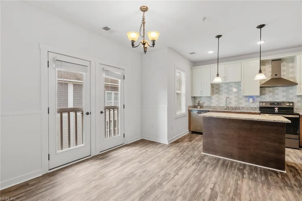 Norfolk, Virginia 23518, United States, 2 Bedrooms Bedrooms, ,2 BathroomsBathrooms,Residential,Active,91160