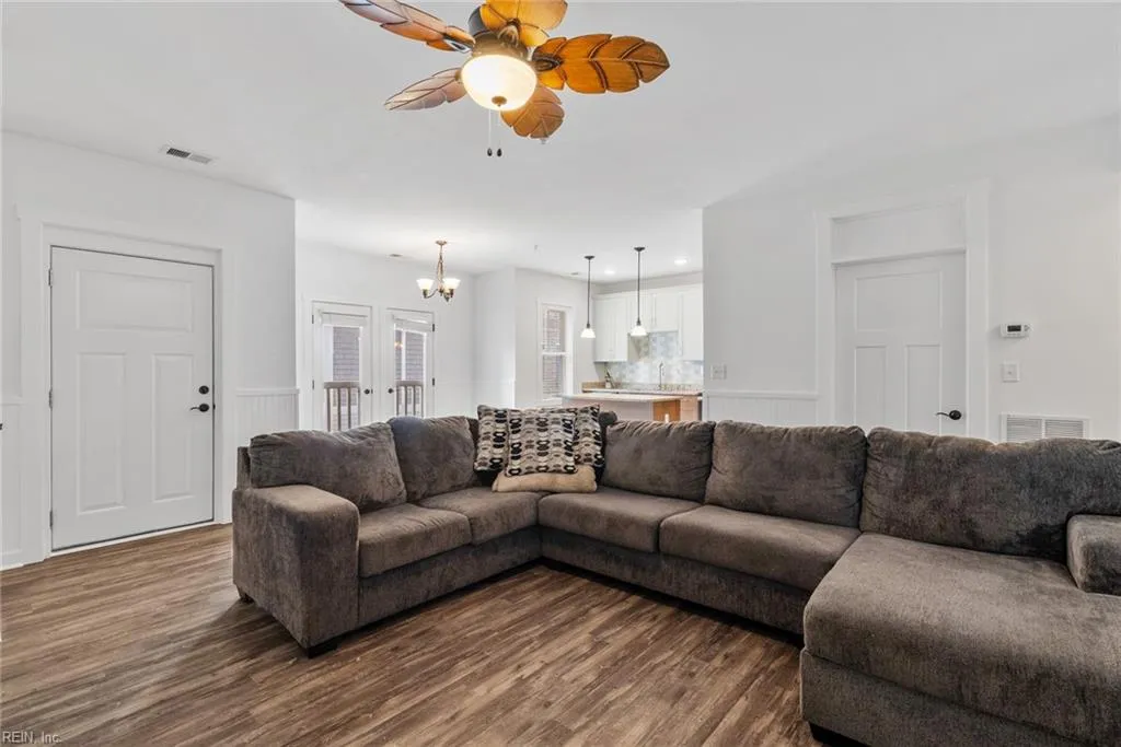 Norfolk, Virginia 23518, United States, 2 Bedrooms Bedrooms, ,2 BathroomsBathrooms,Residential,Active,91160