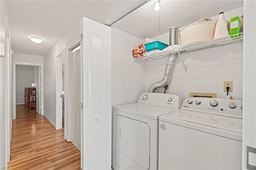 Hampton, Virginia 23669, United States, 3 Bedrooms Bedrooms, ,2 BathroomsBathrooms,Residential,Active,198311