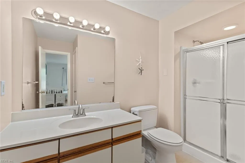 Hampton, Virginia 23669, United States, 3 Bedrooms Bedrooms, ,2 BathroomsBathrooms,Residential,Active,198311