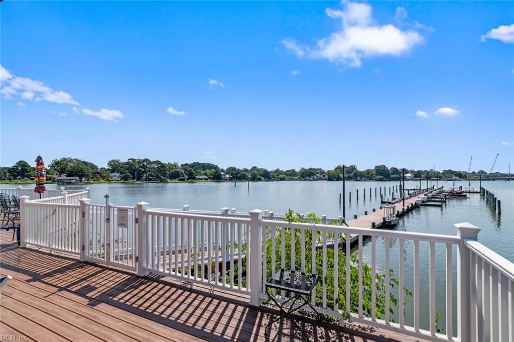 Hampton, Virginia 23669, United States, 3 Bedrooms Bedrooms, ,2 BathroomsBathrooms,Residential,Active,198311