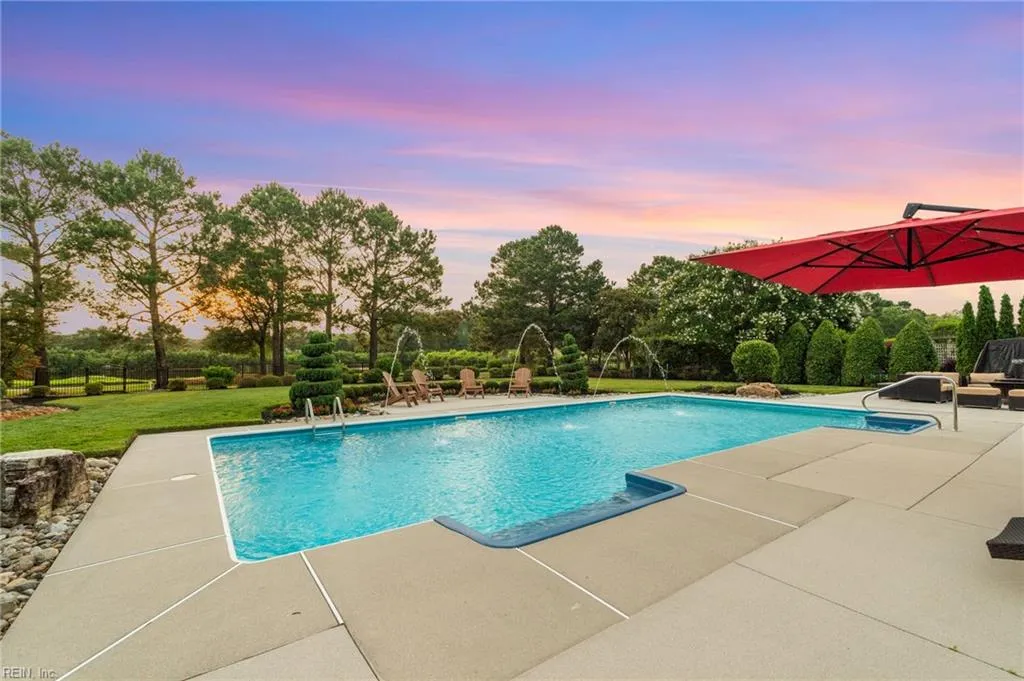 Virginia Beach, Virginia 23456, United States, 6 Bedrooms Bedrooms, ,6 BathroomsBathrooms,Residential,Active,154824