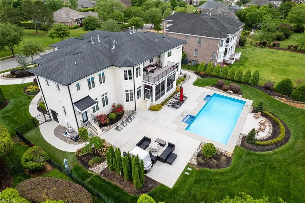 Virginia Beach, Virginia 23456, United States, 6 Bedrooms Bedrooms, ,6 BathroomsBathrooms,Residential,Active,154824