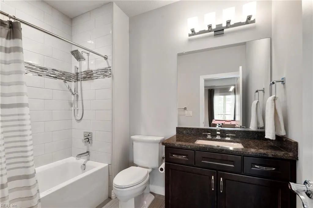 Virginia Beach, Virginia 23456, United States, 6 Bedrooms Bedrooms, ,6 BathroomsBathrooms,Residential,Active,154824