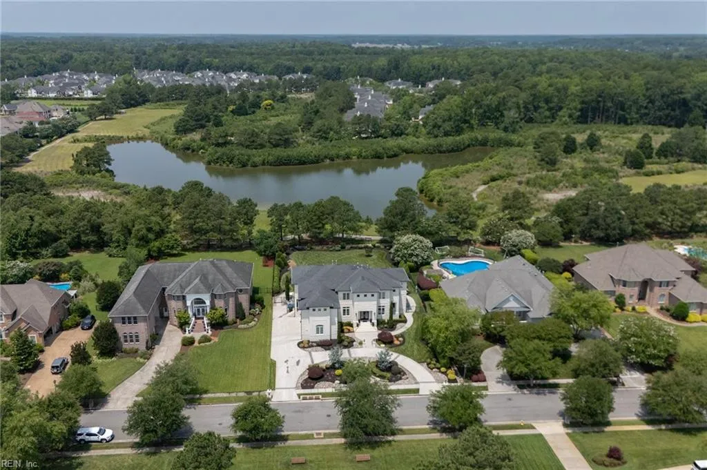 Virginia Beach, Virginia 23456, United States, 6 Bedrooms Bedrooms, ,6 BathroomsBathrooms,Residential,Active,154824