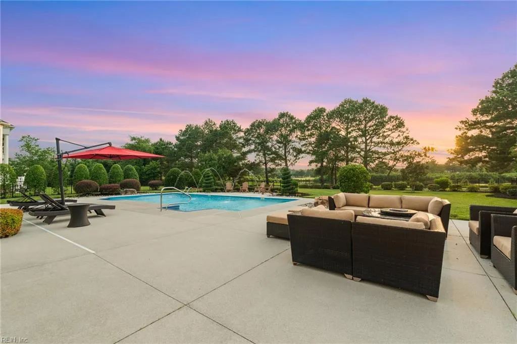 Virginia Beach, Virginia 23456, United States, 6 Bedrooms Bedrooms, ,6 BathroomsBathrooms,Residential,Active,154824