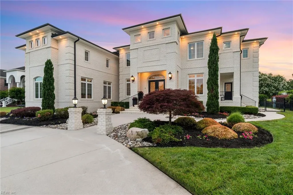 Virginia Beach, Virginia 23456, United States, 6 Bedrooms Bedrooms, ,6 BathroomsBathrooms,Residential,Active,154824