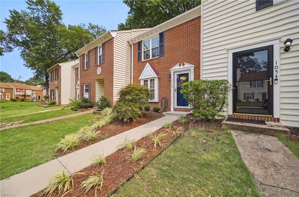Photo of 1056 Still Harbor Circle, Chesapeake, VA 23320 (MLS # 10644494)