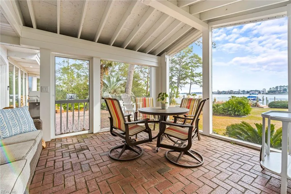 Virginia Beach, Virginia 23451, United States, 5 Bedrooms Bedrooms, ,4 BathroomsBathrooms,Residential,Active,253535