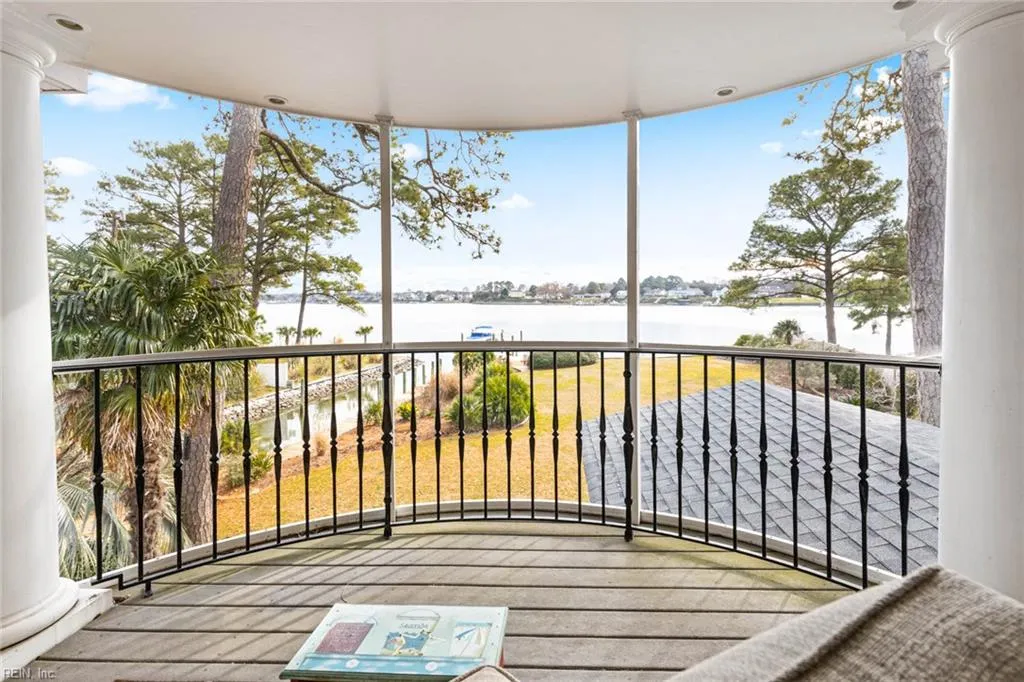 Virginia Beach, Virginia 23451, United States, 5 Bedrooms Bedrooms, ,4 BathroomsBathrooms,Residential,Active,253535