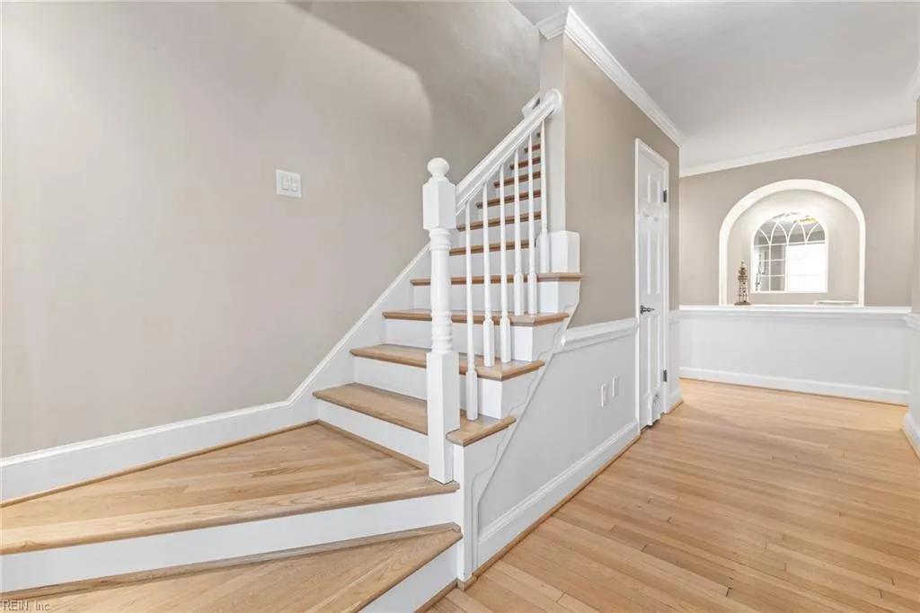 Virginia Beach, Virginia 23451, United States, 5 Bedrooms Bedrooms, ,4 BathroomsBathrooms,Residential,Active,253535