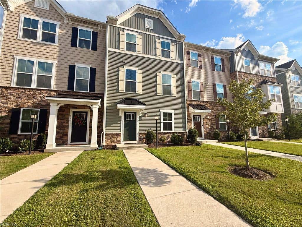 Photo of 160 Spring Grove Way, Smithfield, VA 23430 (MLS # 10650972)