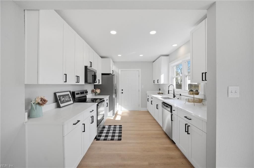 Photo of 2220 Battery Park Rd Rd, Chesapeake, VA 23323 (MLS # 10623165)