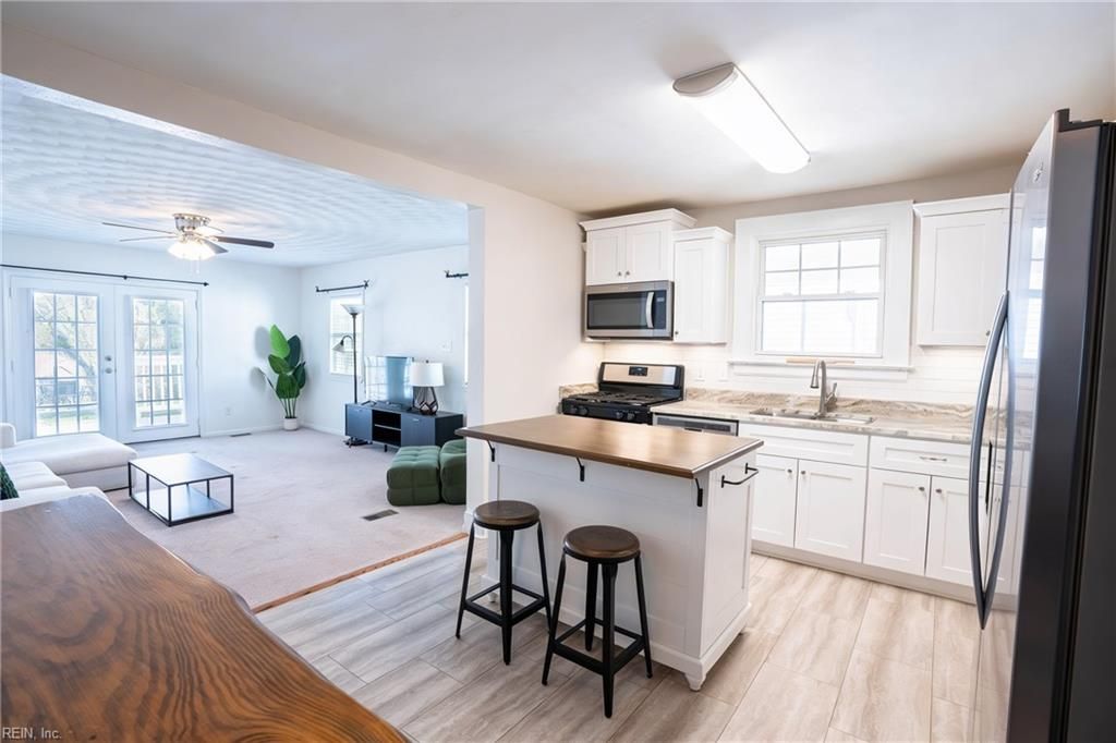 Photo of 2629 Bapaume Avenue, Norfolk, VA 23509 (MLS # 10627460)