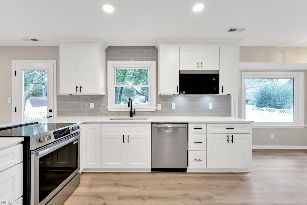 920 Hanover DR