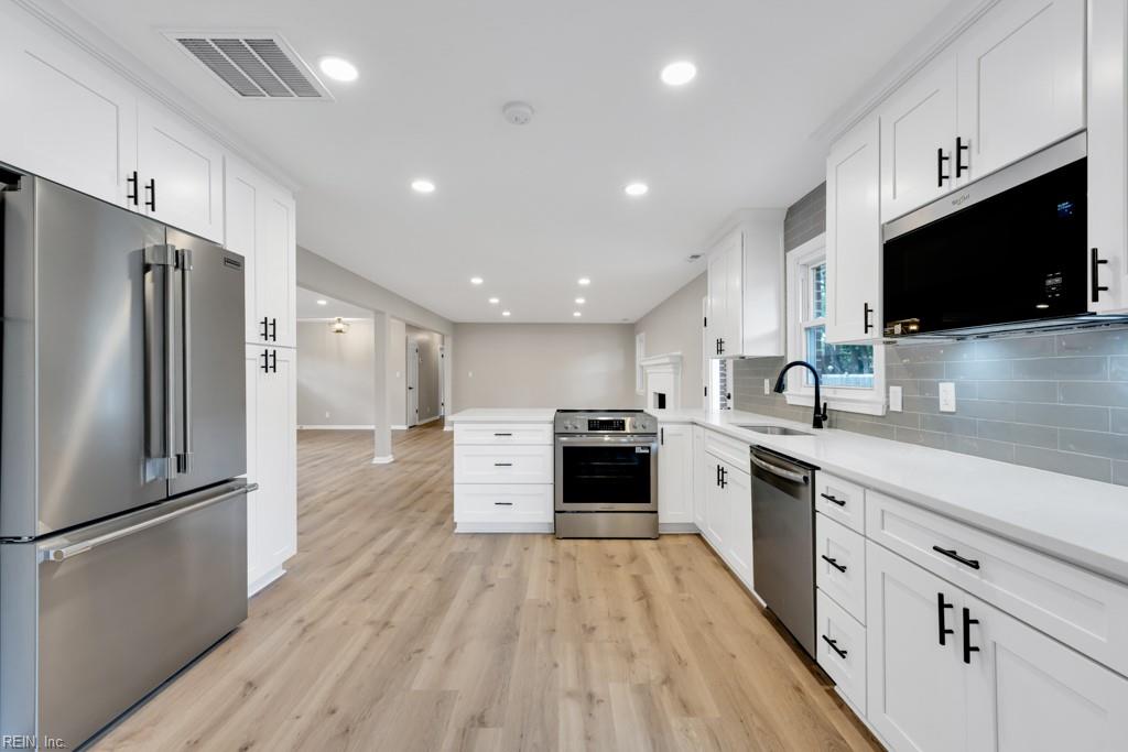 920 Hanover DR