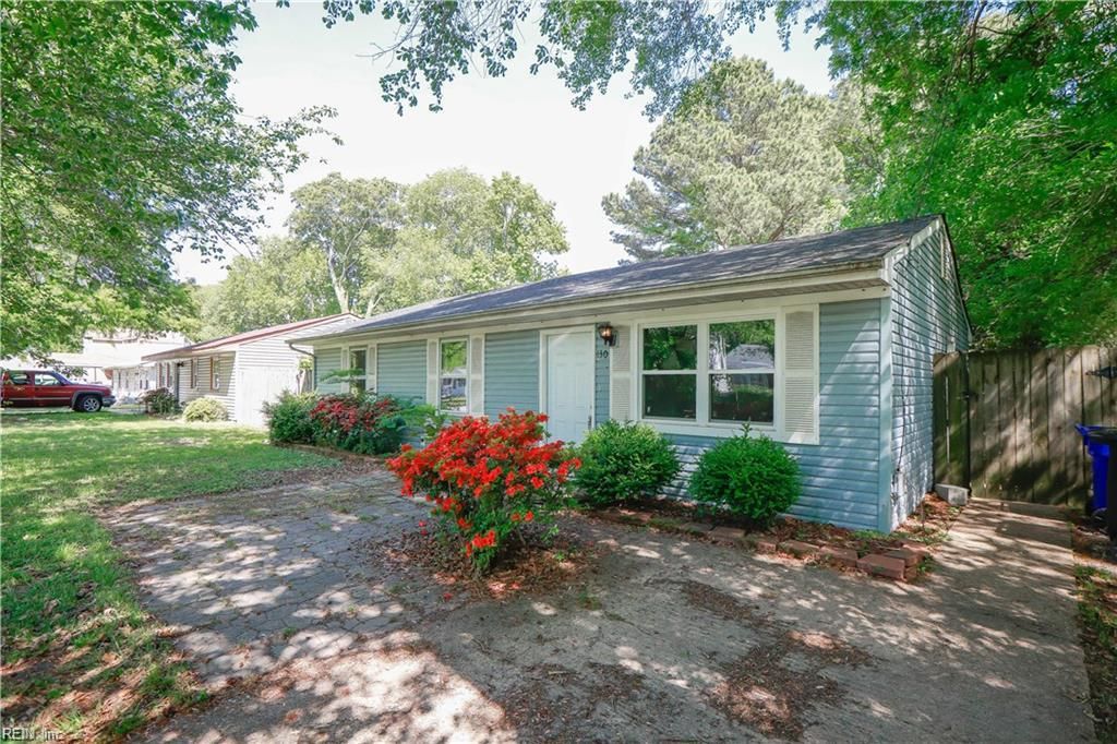 Photo of 130 Francis Street, Portsmouth, VA 23702 (MLS # 10605997)