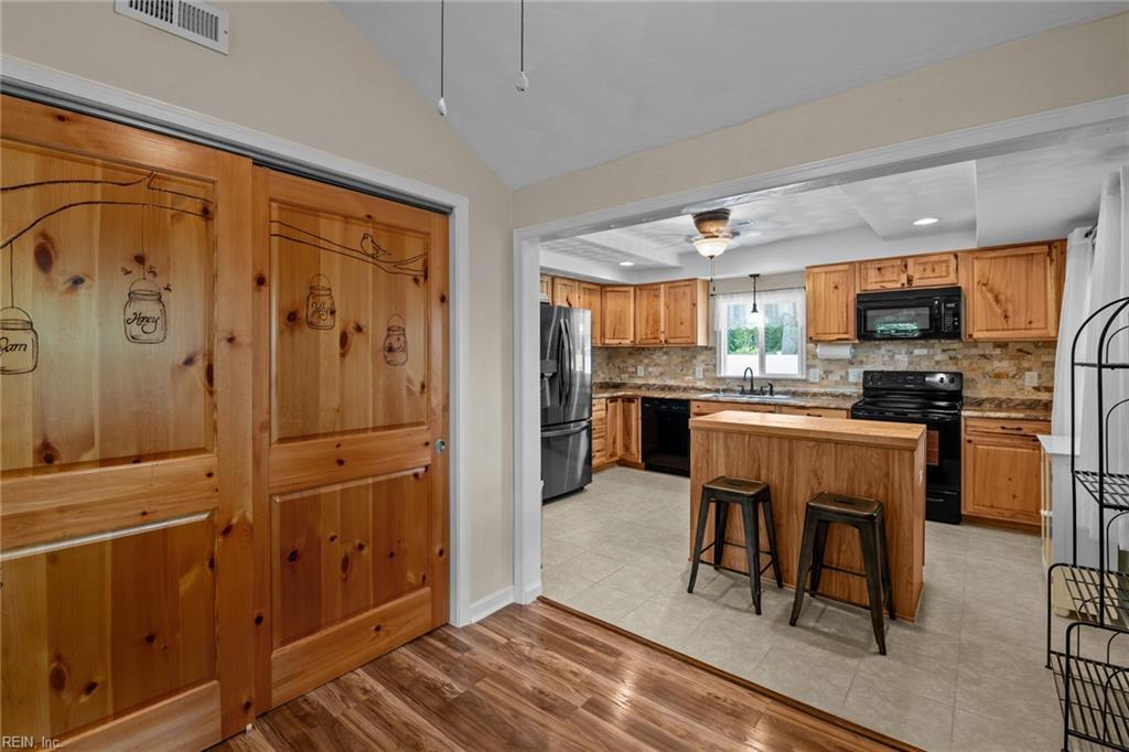 103 Cannon RD