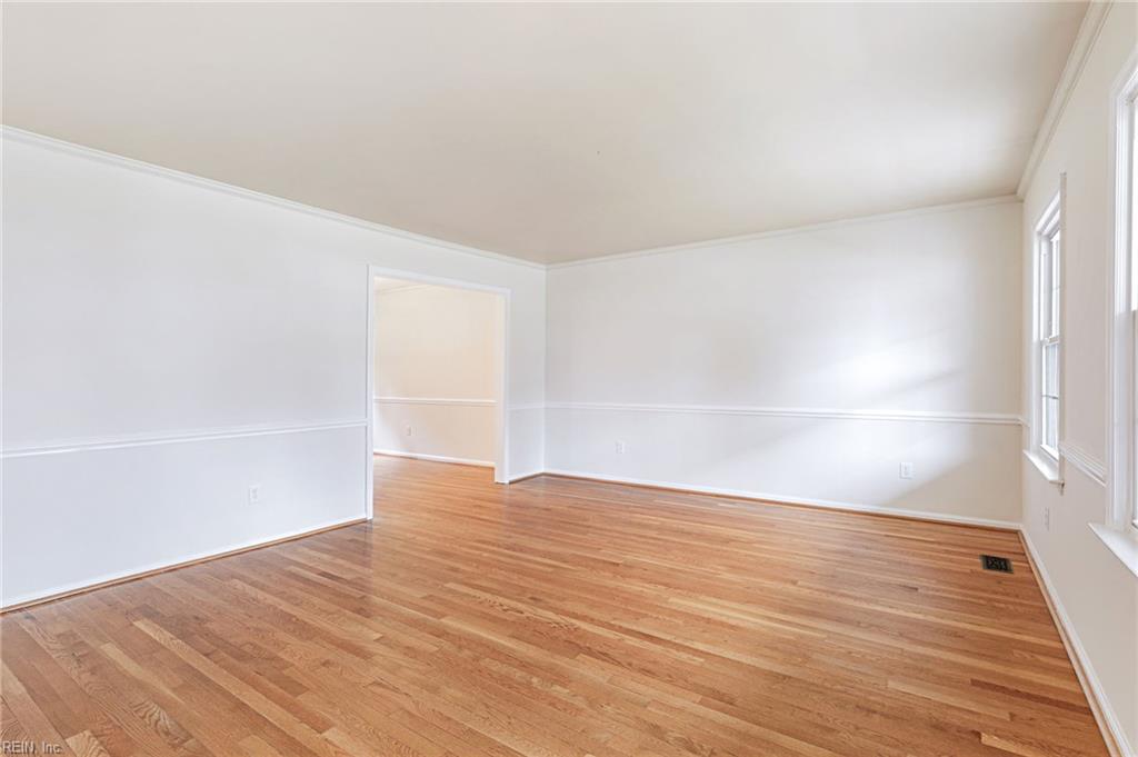 Photo of 22 Charlene Loop, Hampton, VA 23666 (MLS # 10647965)