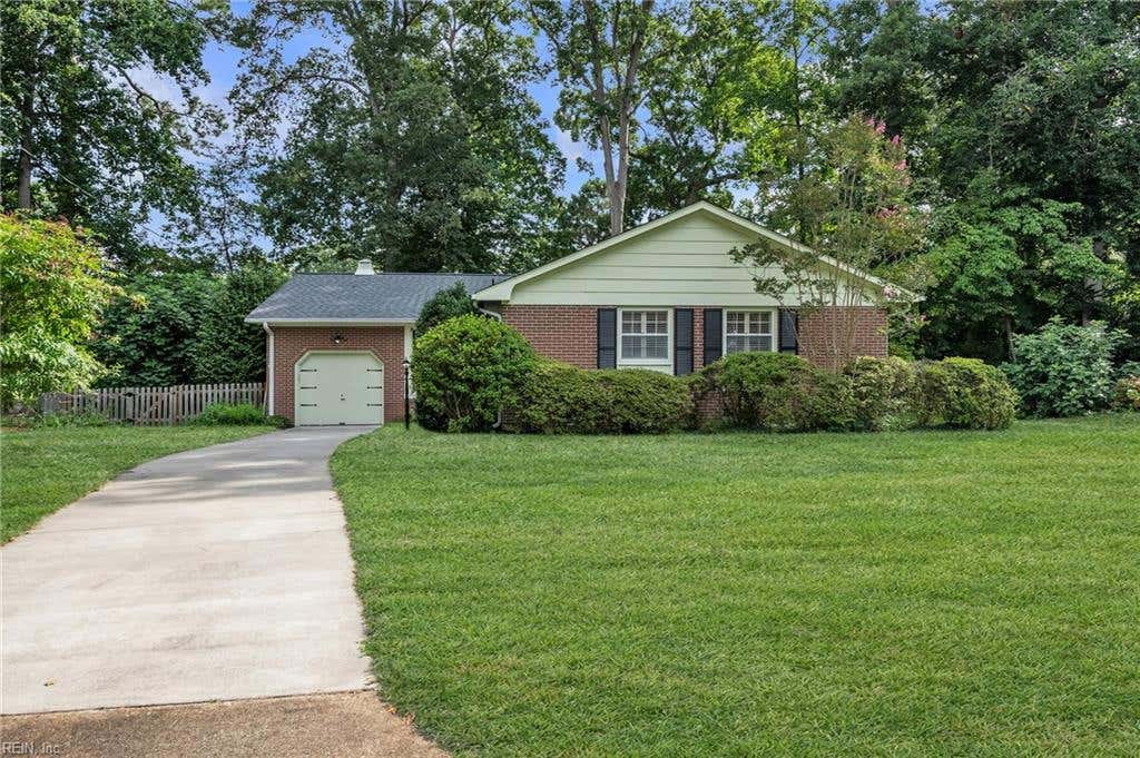 Photo of 187 Corinthia Drive, Newport News, VA 23608 (MLS # 10645414)