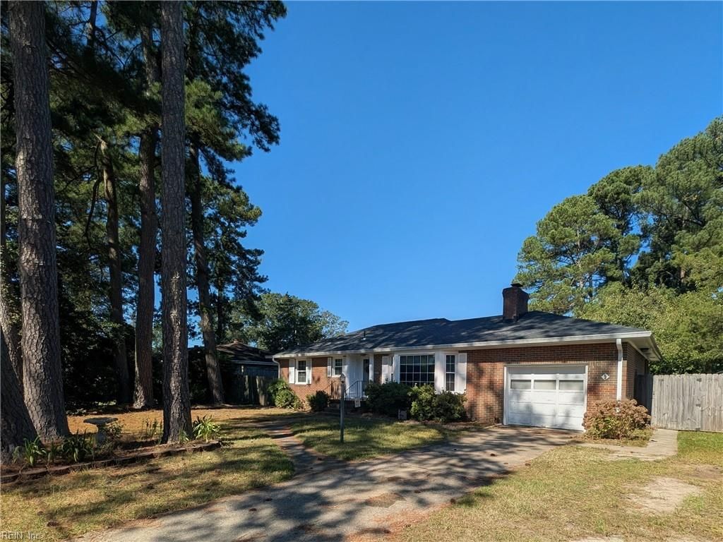 Photo of 4959 Briarwood Lane, Portsmouth, VA 23703 (MLS # 10604846)