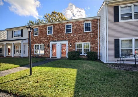Photo of 3 Towne Square Drive, Newport News, VA 23607 (MLS # 10605049)