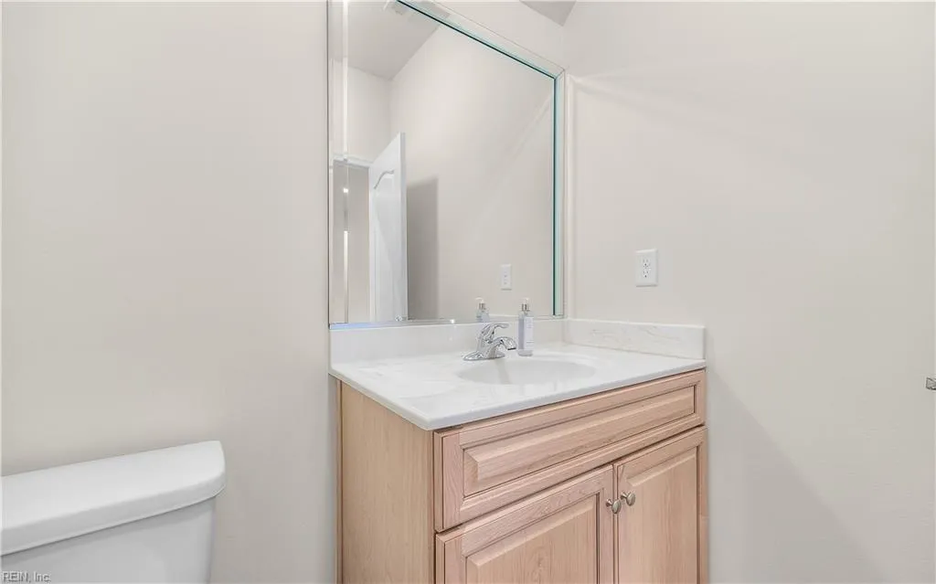 Virginia Beach, Virginia 23455, United States, 4 Bedrooms Bedrooms, ,3 BathroomsBathrooms,Residential,Active,255565