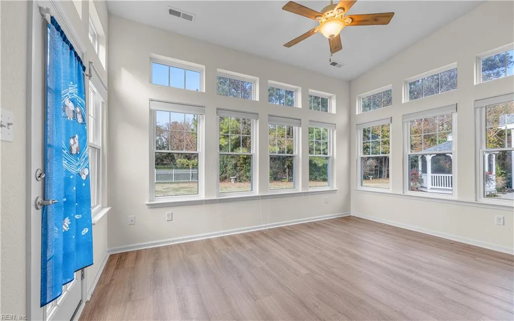 Virginia Beach, Virginia 23455, United States, 4 Bedrooms Bedrooms, ,3 BathroomsBathrooms,Residential,Active,255565