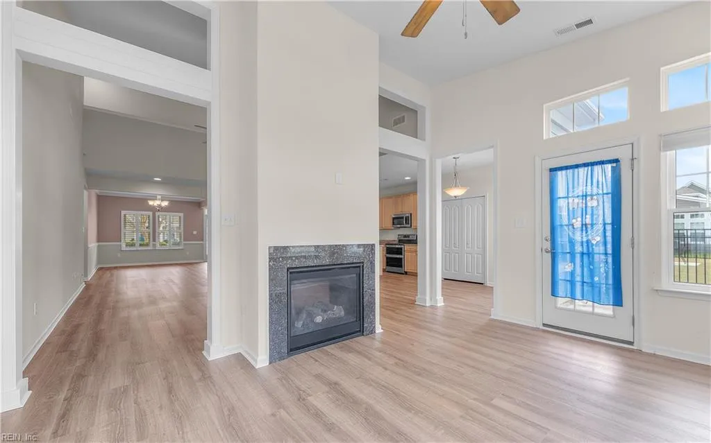 Virginia Beach, Virginia 23455, United States, 4 Bedrooms Bedrooms, ,3 BathroomsBathrooms,Residential,Active,255565