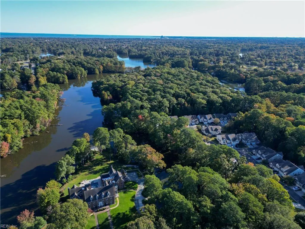 Virginia Beach, Virginia 23455, United States, 4 Bedrooms Bedrooms, ,3 BathroomsBathrooms,Residential,Active,255565