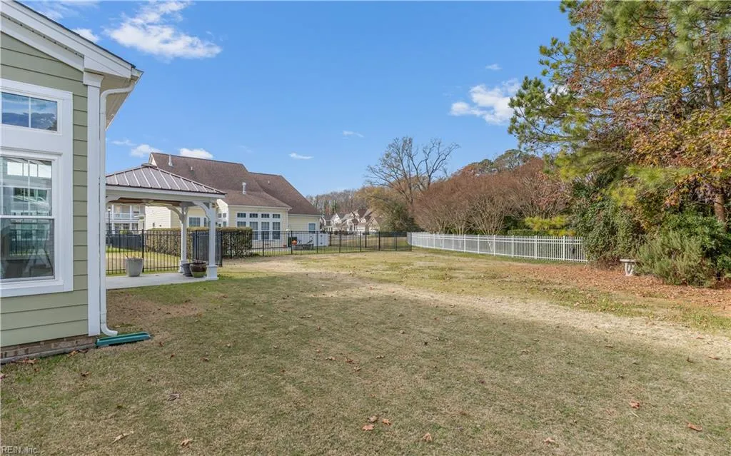 Virginia Beach, Virginia 23455, United States, 4 Bedrooms Bedrooms, ,3 BathroomsBathrooms,Residential,Active,255565