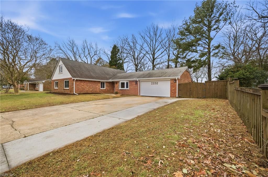 Photo of 2252 Dunbarton Drive, Chesapeake, VA 23325 (MLS # 10620280)