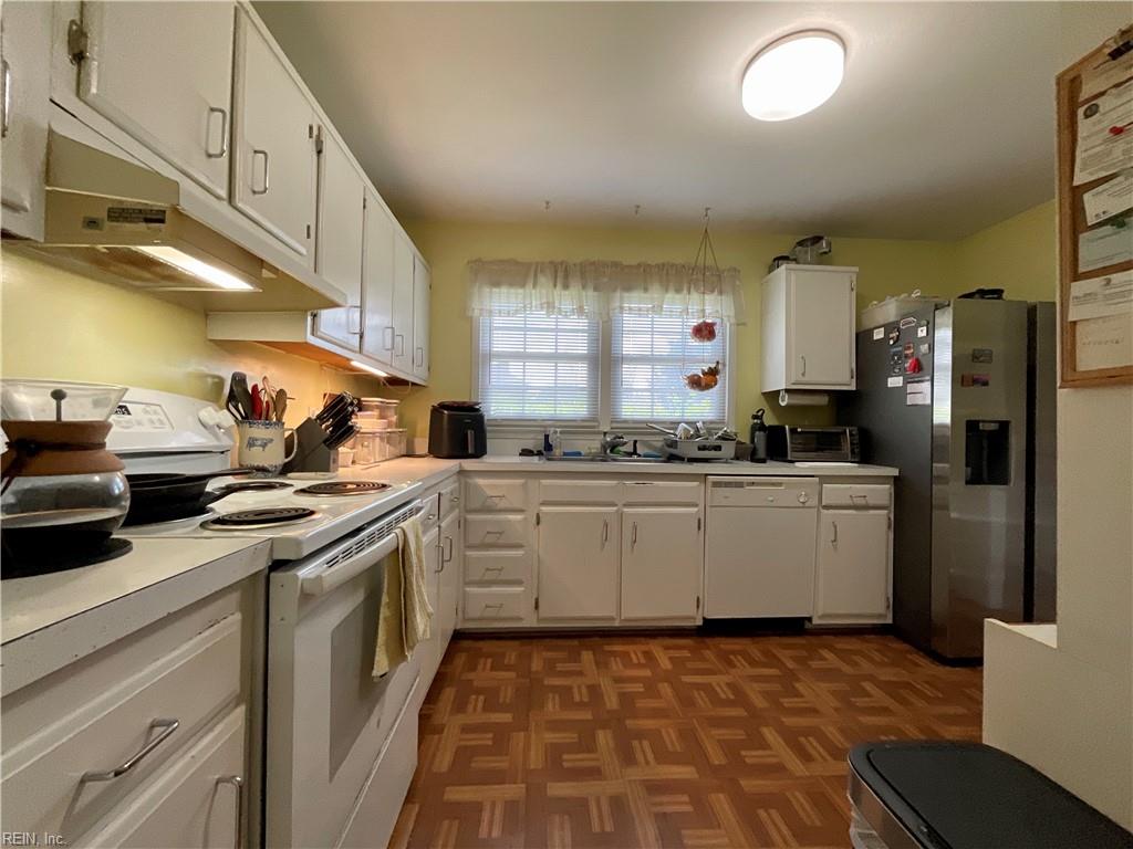 Photo of 2280 Chadwick Drive, Virginia Beach, VA 23454 (MLS # 10653736)