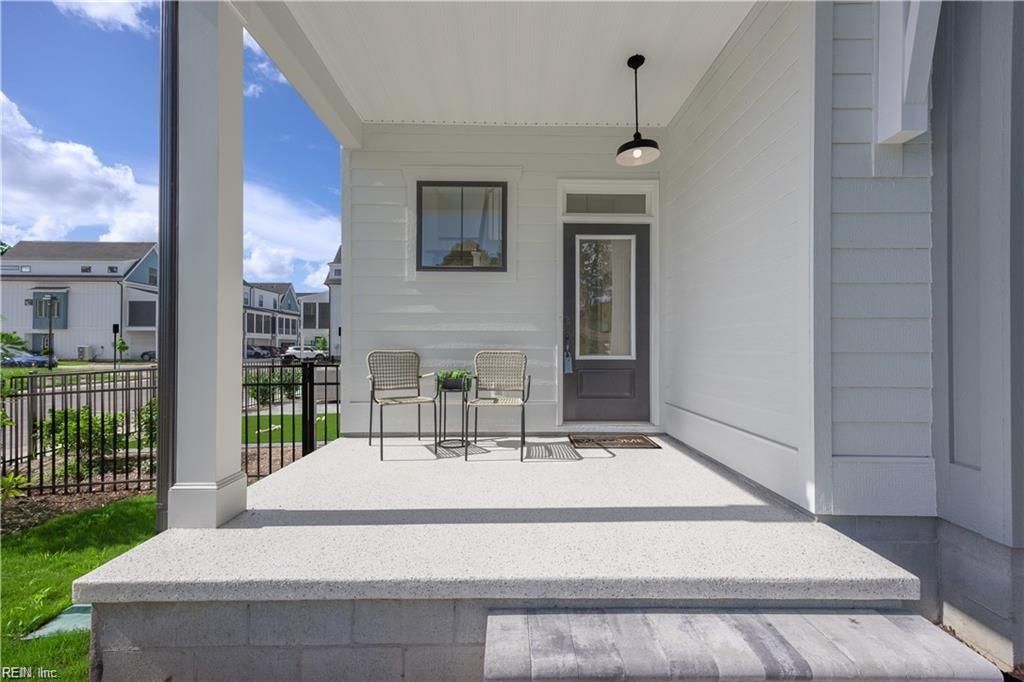 Photo of 909 Calhoun Way Way, Chesapeake, VA 23322 (MLS # 10606714)