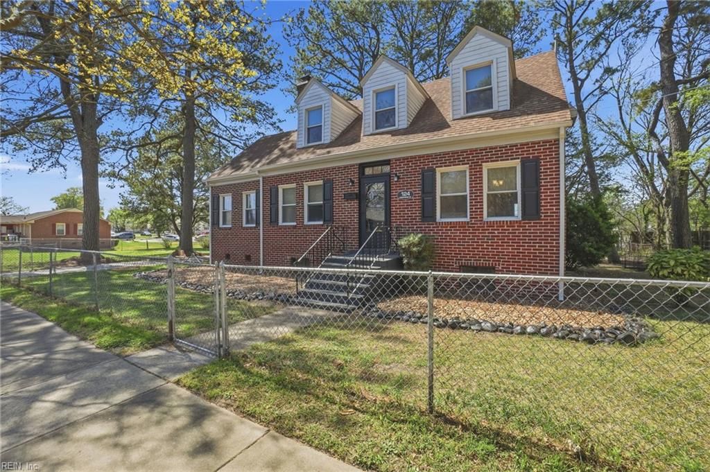 Photo of 124 Armstrong Street, Portsmouth, VA 23704 (MLS # 10628996)