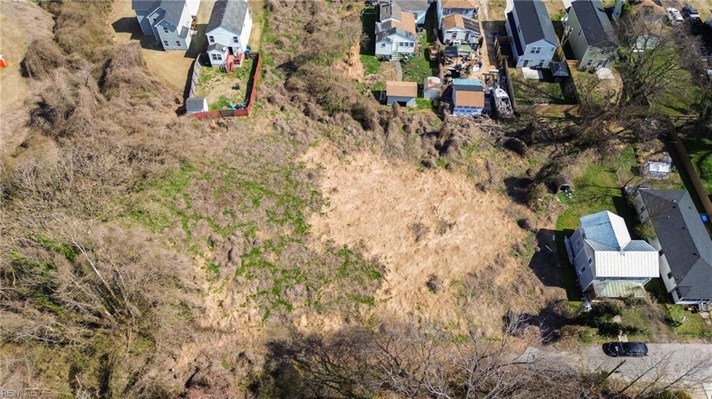 Photo of 328 N Lloyd Street Street, Suffolk, VA 23439 (MLS # 10624070)