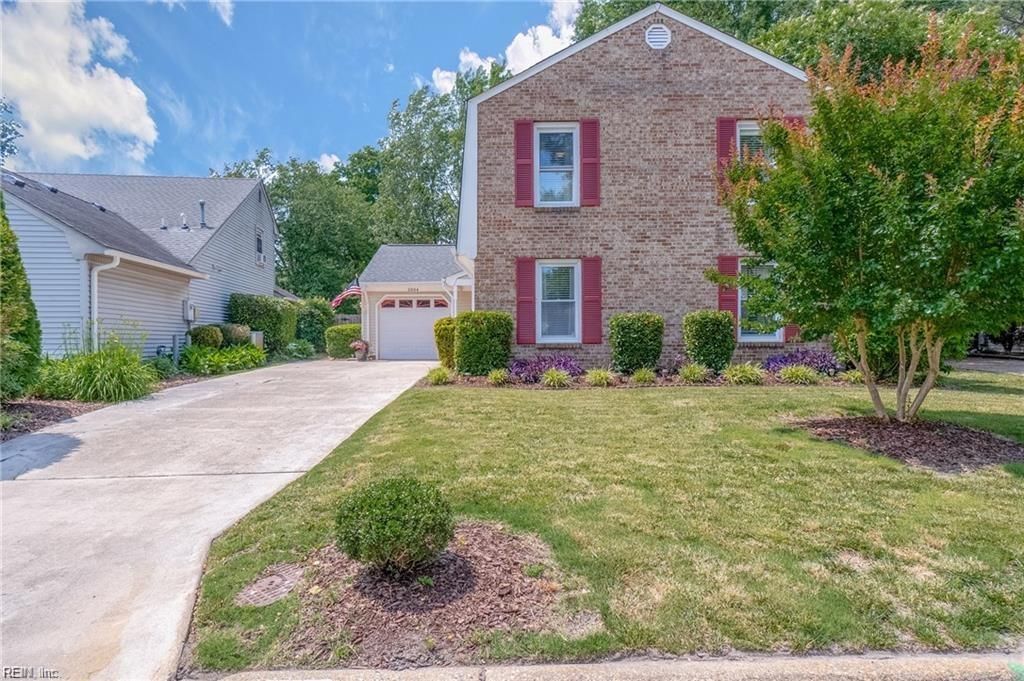 Photo of 2004 Dawnee Brook Trail N, Chesapeake, VA 23320 (MLS # 10613878)