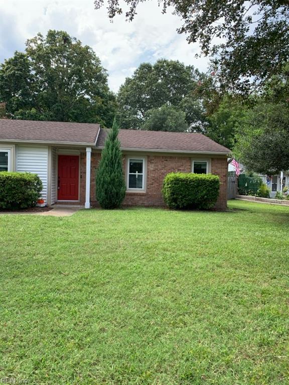 Photo of 1013 S White Oak Court, Chesapeake, VA 23320 (MLS # 10651230)