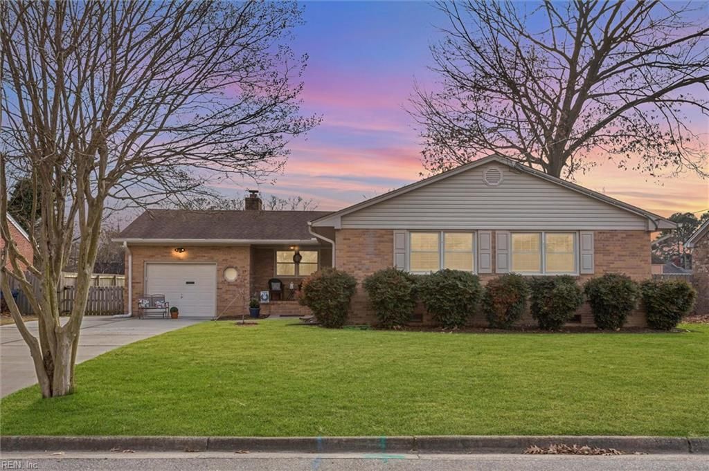 Photo of 17 Bosch Lane, Newport News, VA 23606 (MLS # 10614745)