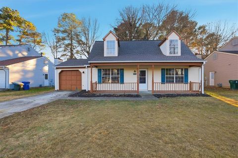 Photo of 705 Stacis Lane, Newport News, VA 23608 (MLS # 10613614)