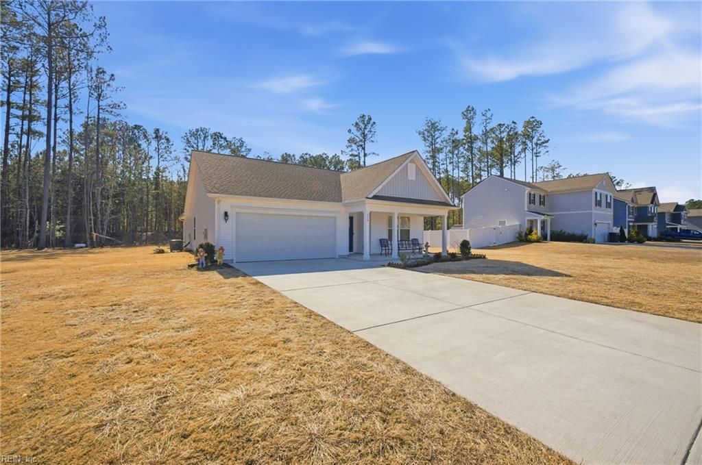 Photo of 236 Landview Lane, Franklin, VA 23851 (MLS # 10620479)