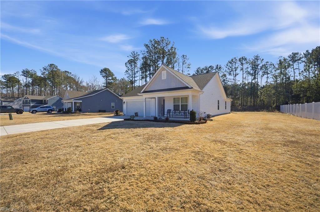 Photo of 236 Landview Lane, Franklin, VA 23851 (MLS # 10620479)