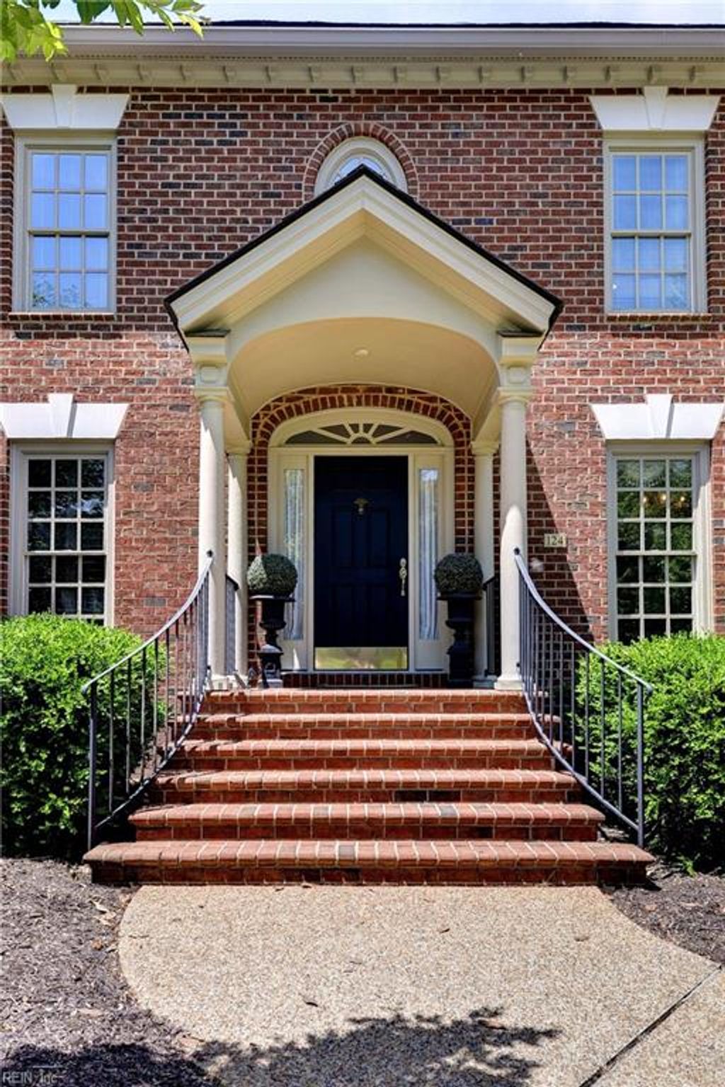 Photo of 124 Richmond Hill Court, Williamsburg, VA 23185 (MLS # 10633701)