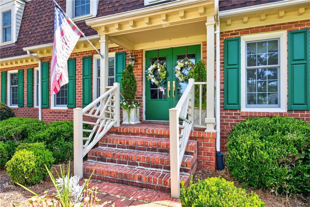 Photo of 1209 Mount Pleasant Drive, Suffolk, VA 23434 (MLS # 10659269)
