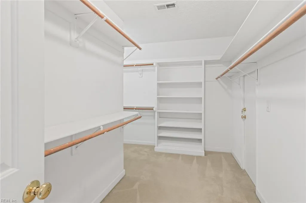 Poquoson, Virginia 23662, United States, 5 Bedrooms Bedrooms, ,3 BathroomsBathrooms,Residential,Active,220649